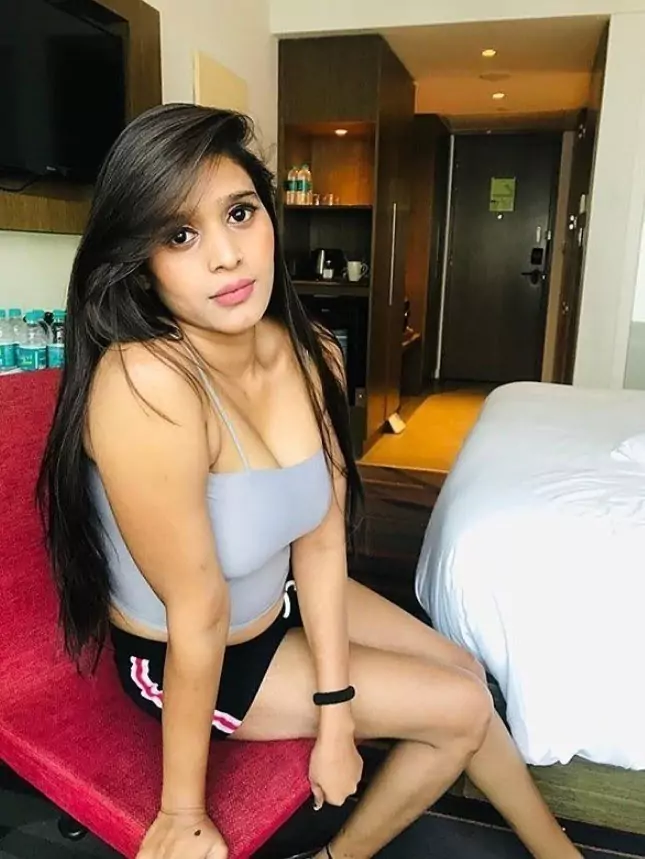 कॉल गर्ल्स सर्विस  अगोंडा बीच